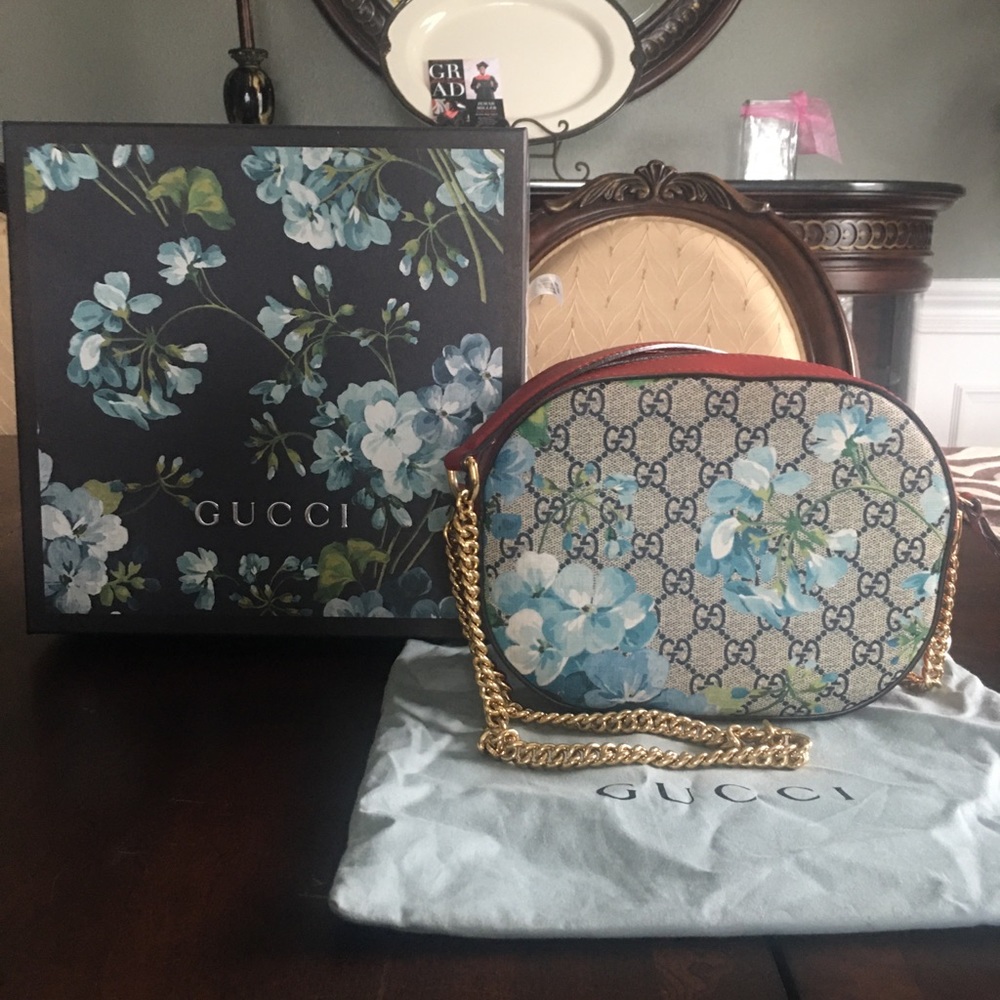 Gucci GG Bloom Chain Handbag.